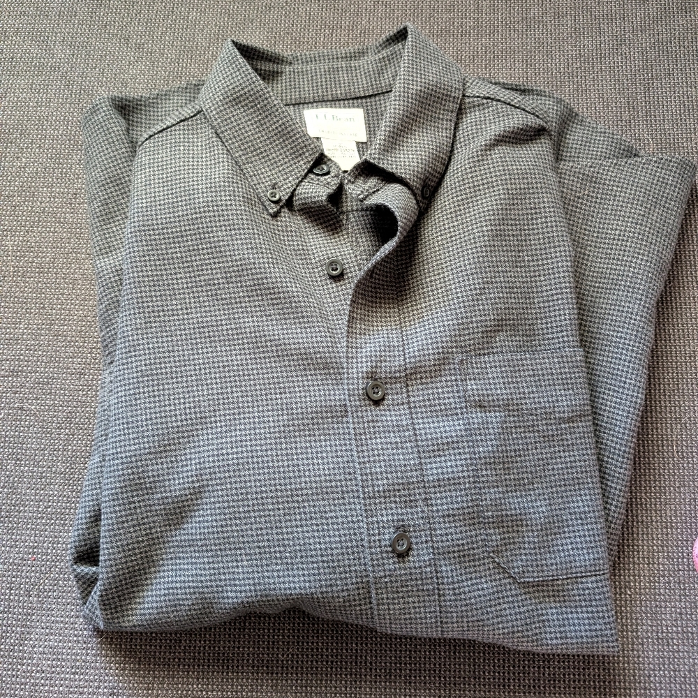 L.L. Bean Charcoal Checkered Flannel M